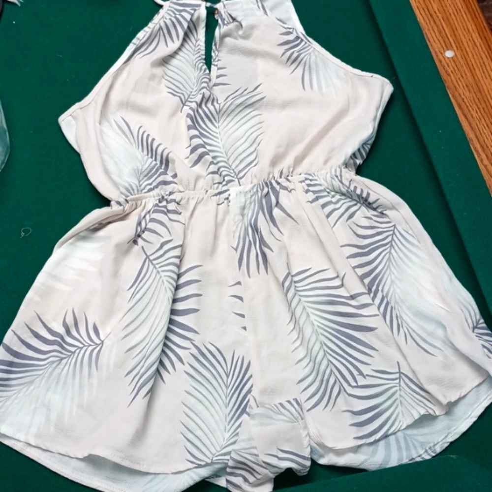 NWOT Darling Romper